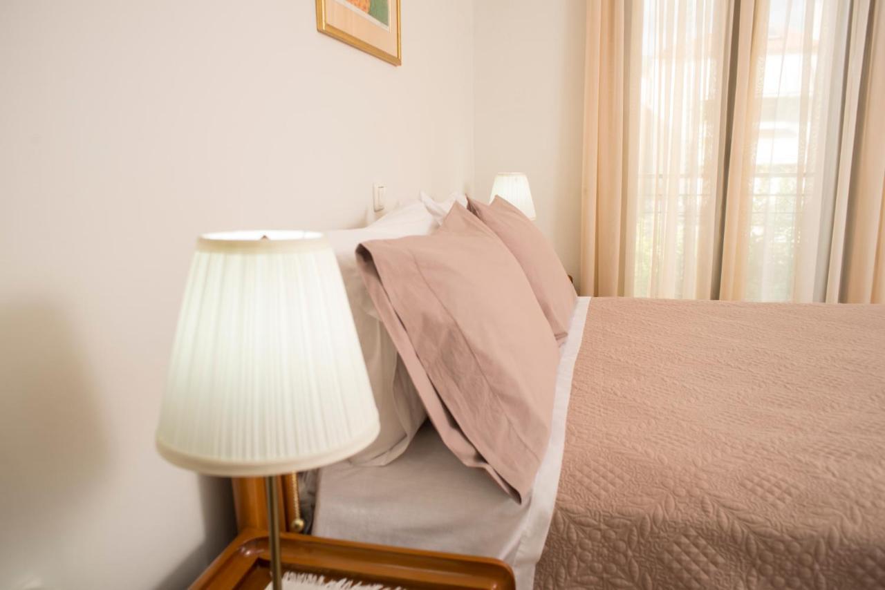 Maisonette With Garden In The Heart Of The Historical Kalamata Center ภายนอก รูปภาพ